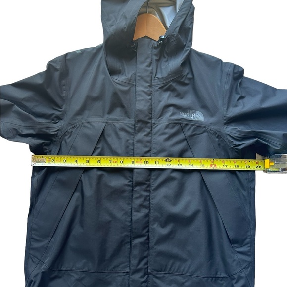 JUNYA WATANANBE MAN NORTHFACE LIGHTWEIGHT JACKET WITH REFLECTIVE DETAIL DESIGN - Picture 8 of 9